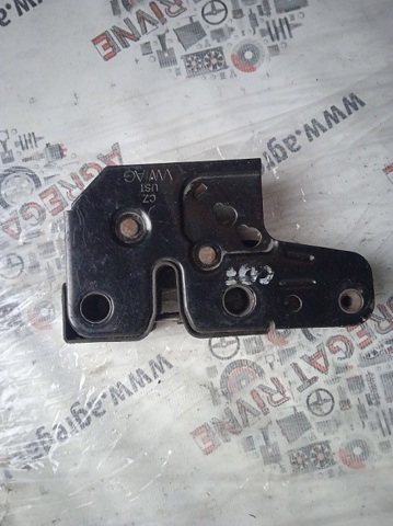 Замок крышки капота 1T0823509C VAG