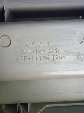 VAG 2K0863241C Консоль панели управления центральная в наличии Полтава