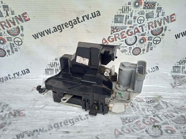 Замок двери боковой (сдвижной) внутренний 51709194 FIAT