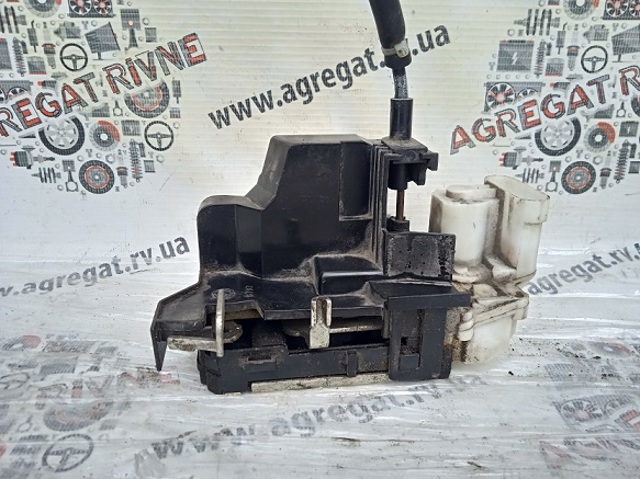 Дверной замок передний правый 51843470 FIAT