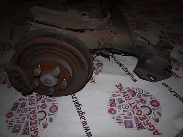 RENAULT 555118926R Подрамник задний в наличии Ужгород