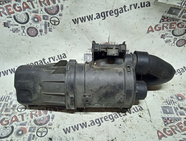 Корпус воздушного фильтра 7700105236 RENAULT