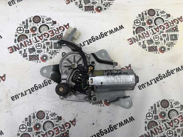 Мотор стеклоочистителя заднего стекла 7700308806 RENAULT
