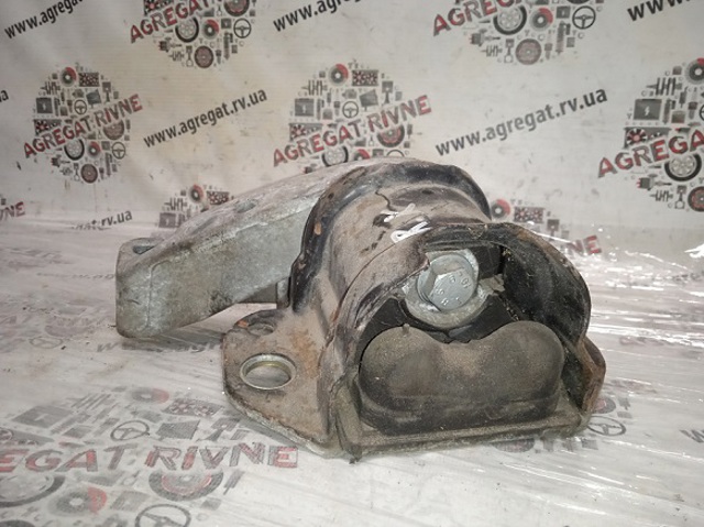 7700415087 RENAULT Правая подушка двигателя купить в Павлоград