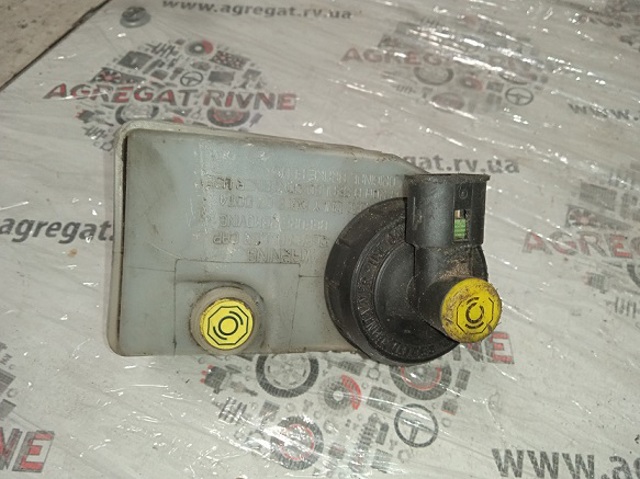 Бачок тормозной жидкости 7700417649 RENAULT