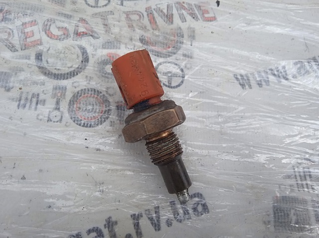 Включатель фонарей заднего хода 7700422630 RENAULT