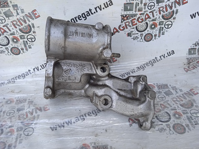 Крышка клапана рециркуляции отработавших газов (EGR) 7701060994 RENAULT