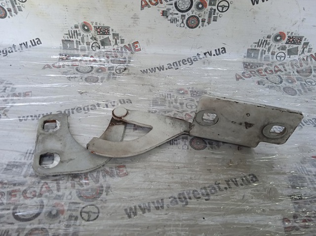 Шарнир капота левый 791248 PEUGEOT