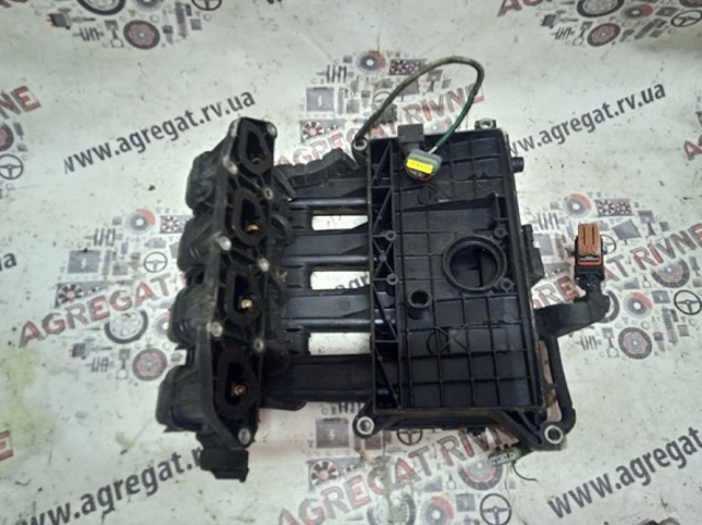8200052007 RENAULT Коллектор впускной купить в Ровно
