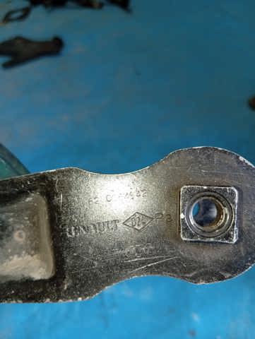 RENAULT 8200084942 Подушка (опора) двигателя задняя в наличии Винница