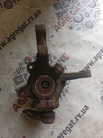 Цапфа поворотная правая 8200150223 RENAULT