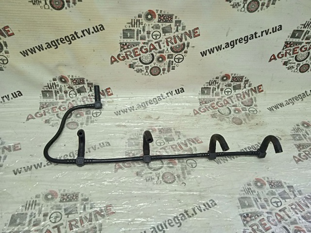 Трубка топливная, обратная от форсунок Рено Дастер I