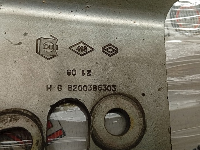 RENAULT 8200386303 Петля капота левая в наличии Киев