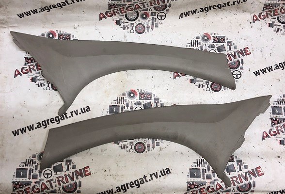 Обшивка стойки кузова внутренняя, передняя правая 8200419433 RENAULT