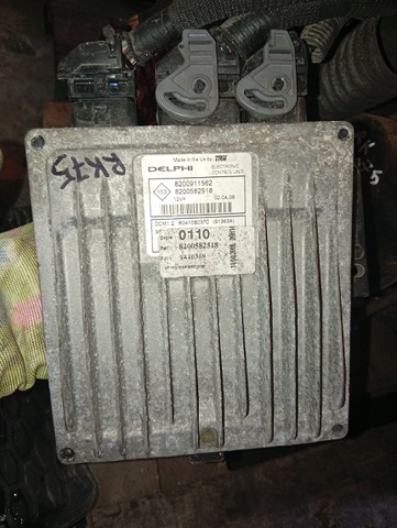 Модуль управления (ЭБУ) впрыском топлива 8200582518 RENAULT