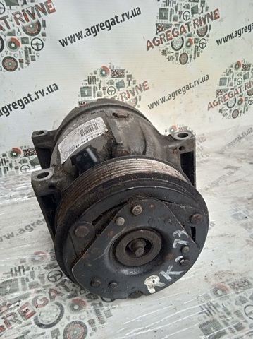 Компрессор кондиционера 8200678512 RENAULT