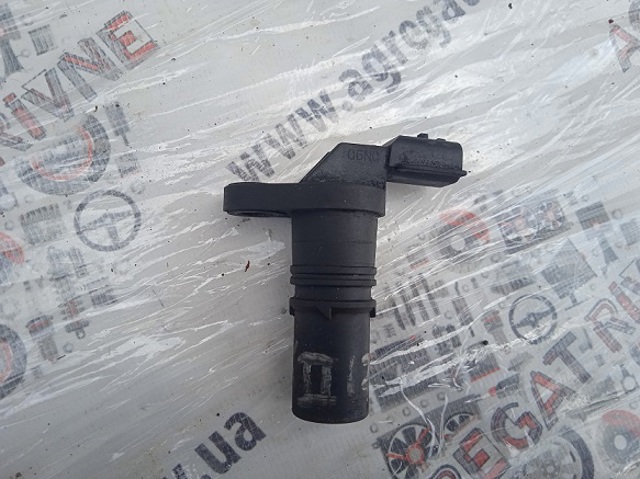 Датчик положения коленвала 8200885209 RENAULT