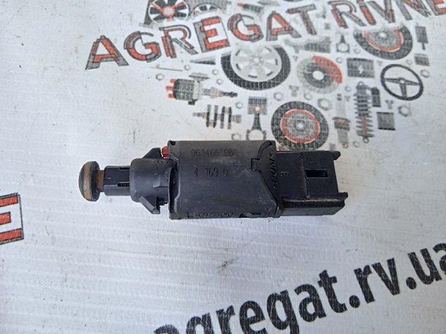 Жабка стопов 9634667980 PEUGEOT
