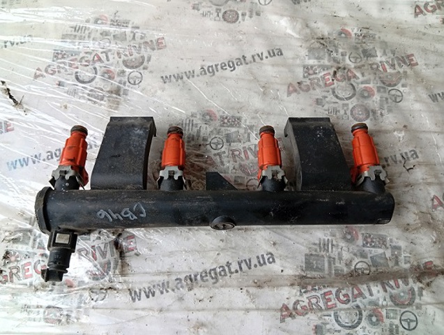 Распределитель топлива 9636520780 PEUGEOT