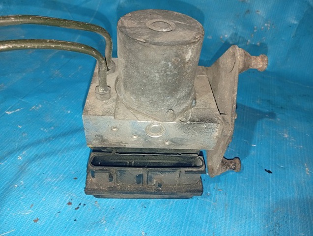 Блок ABS гидравлический A0014462589 MERCEDES