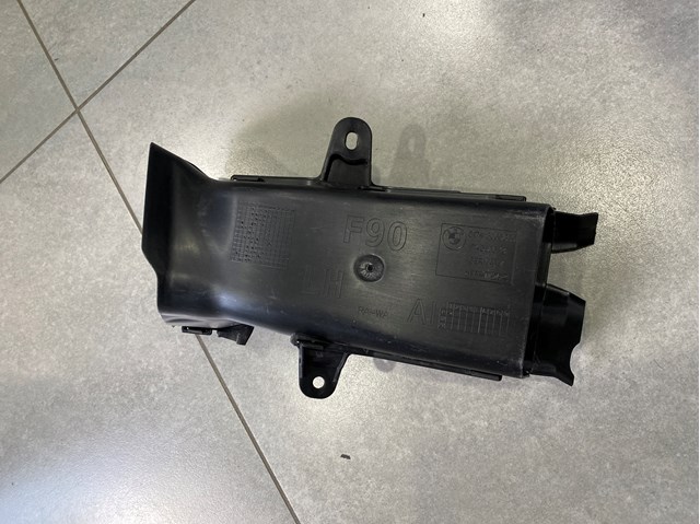 BMW 51748065809 Воздуховод тормозного диска левый в наличии Черновцы
