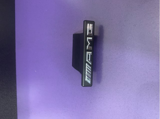 Фирменный значек решетки радиатора A1678172000 MERCEDES