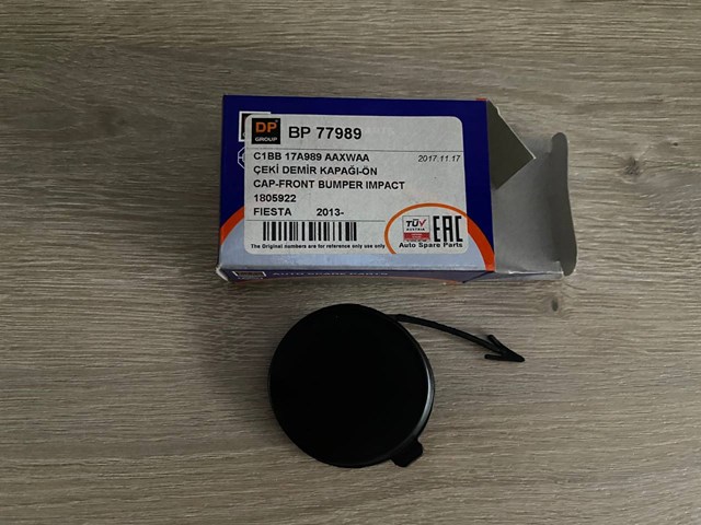Заглушка бампера буксировочного крюка Форд Фиеста Mk6