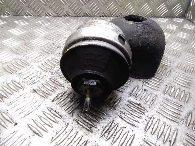 8D0199382AE VAG Правая подушка двигателя купить в Украина