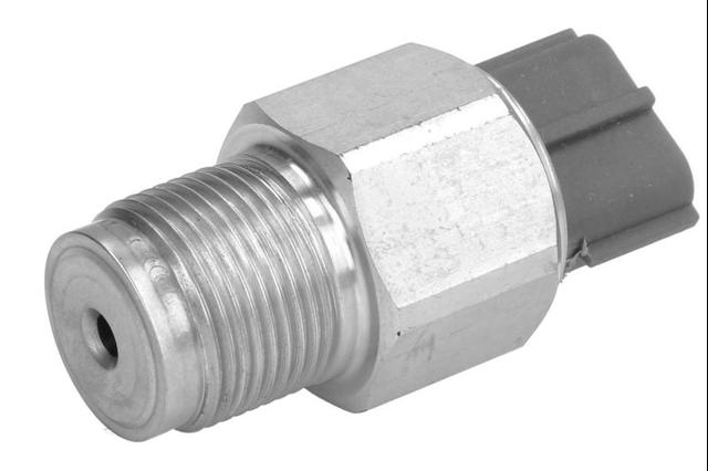 DENSO 4990006131 Датчик давления топлива в наличии Каменское