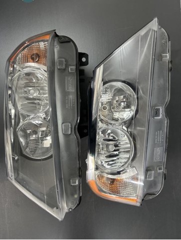 BMW 63117222025 Левая фара в наличии Львов