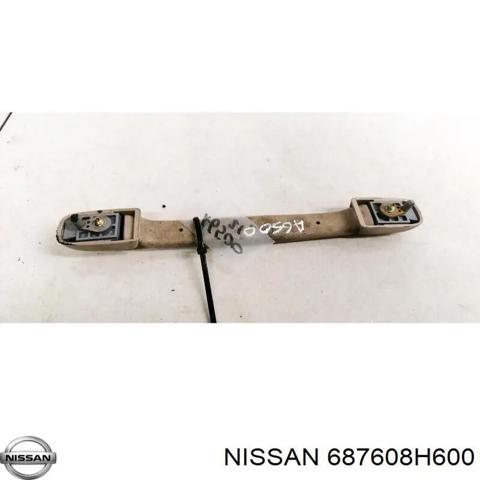 NISSAN 687608H600 Решетка вентиляции салона на "торпедо" левая в наличии Харьков
