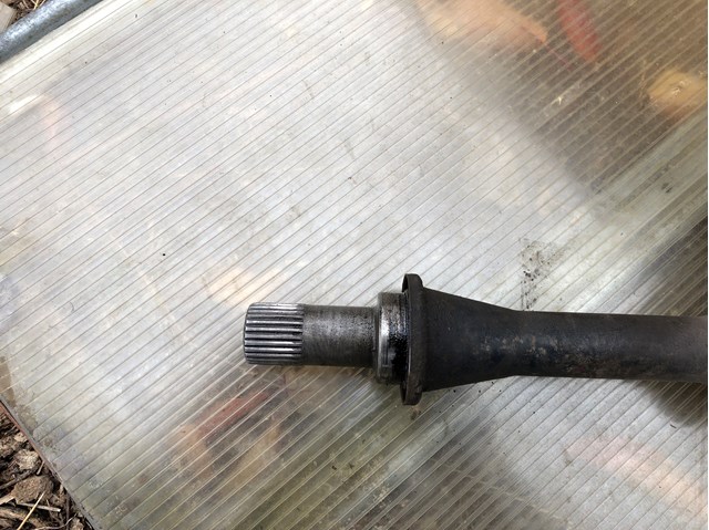 MR580470 MITSUBISHI Правая полуось купить в Чернигов