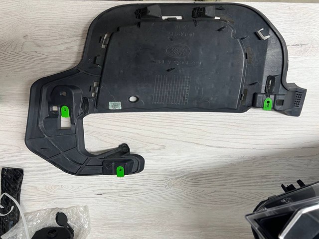 GJ3215A298A LAND ROVER купить в Полтава