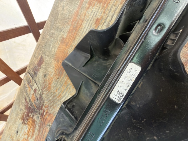 A2233503900 MERCEDES Тяга поперечная реактивная задней подвески купить в Харьков