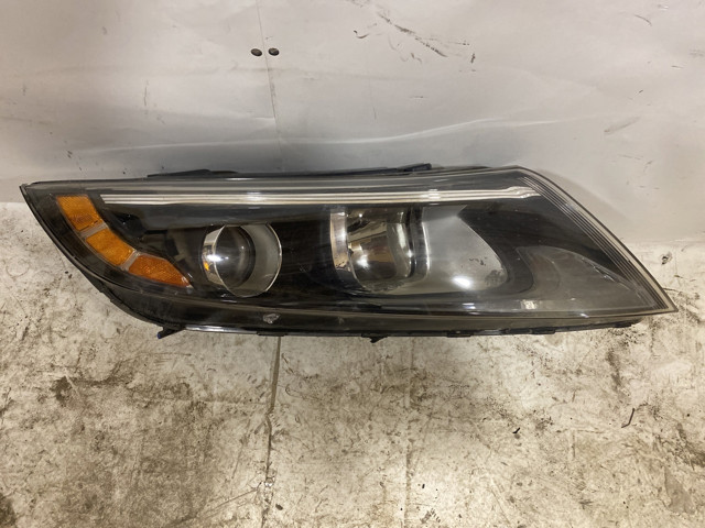 Фара основная правая 921022T550 HYUNDAI