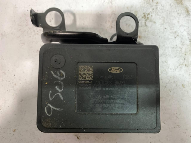 FORD EG9C2C219AD в наличии Киев
