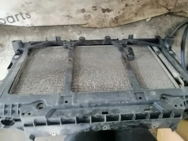 Рамка крепления радиатора GHR153110B MAZDA