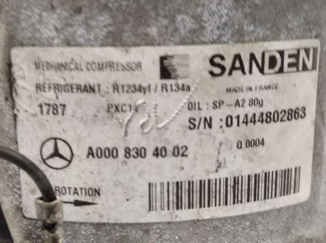 MERCEDES 0008304002 Компрессор кондиционера в наличии Кривой Рог