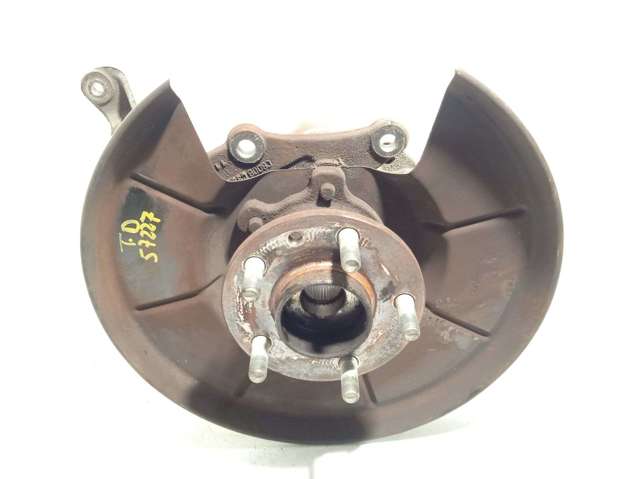 FORD 1556399 Цапфа (поворотный кулак) передний левый в наличии Хмельницкий