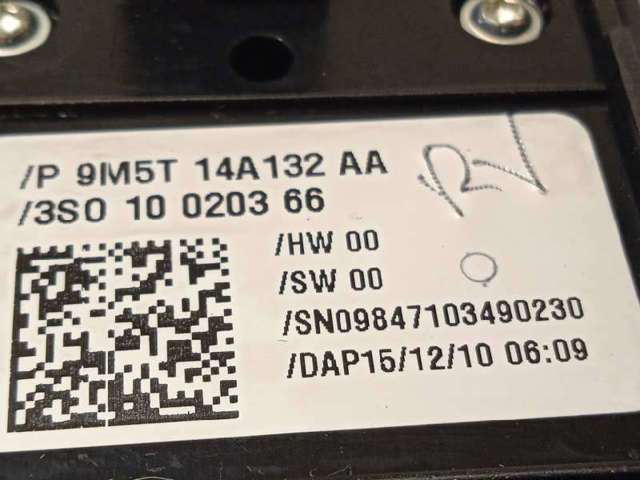 FORD 1683897 Кнопочный блок управления стеклоподъемником передний левый в наличии Ирпень