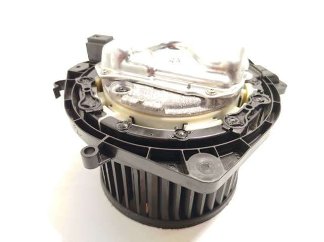 1EA820021A VAG Мотор вентилятора печки (отопителя салона) купить в Чернигов