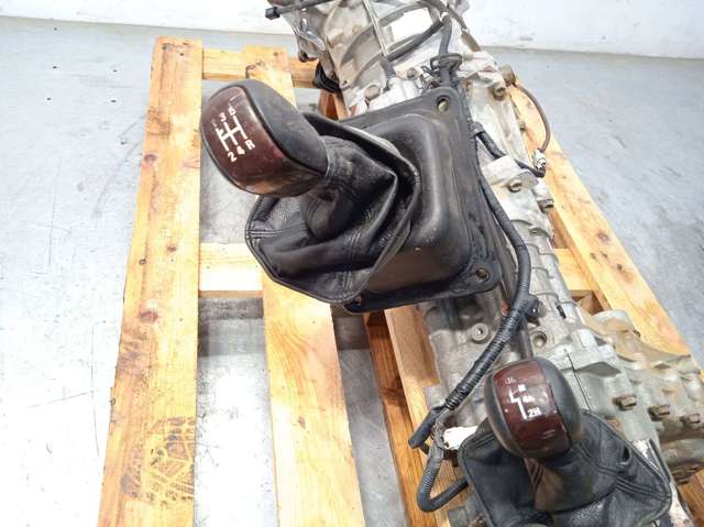 SUZUKI 2952160A10 Раздатка (коробка раздаточная) в наличии Чернигов