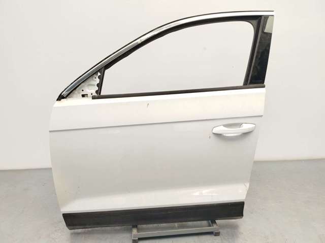 VAG 2GA831051AH Дверь передняя левая в наличии Черновцы