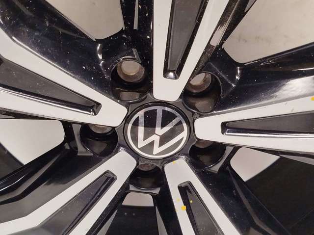 VAG 2GM601025F Диски колесные литые (легкосплавные, титановые) в наличии Павлоград