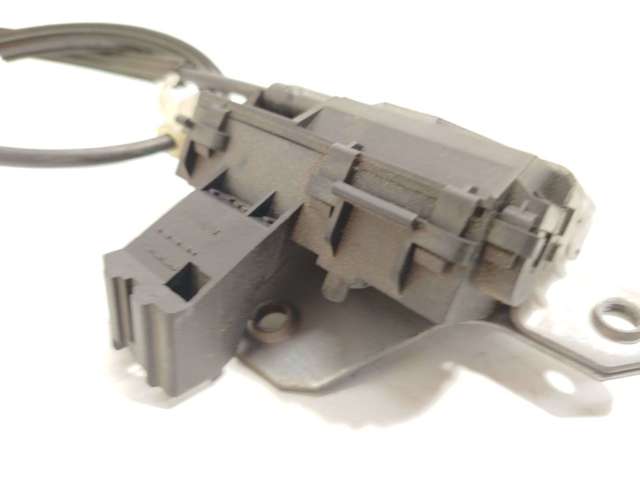 31276700 VOLVO Замок багажника купить в Украина