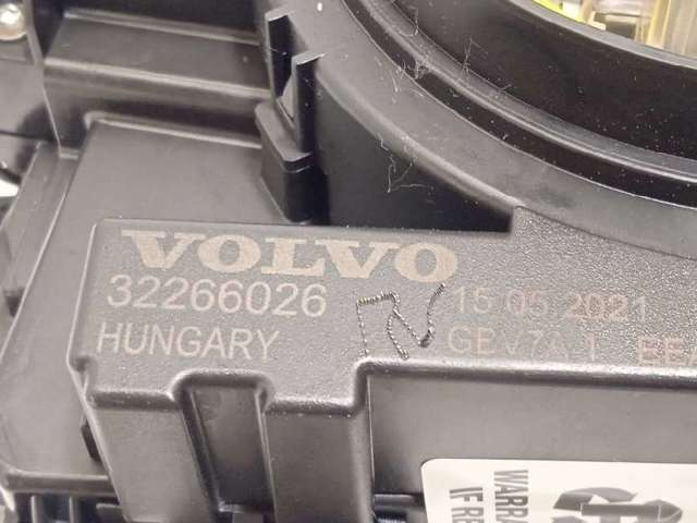 VOLVO 32266026 Подрулевой переключатель в наличии Украина