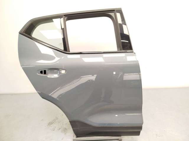 VOLVO 32399015 Дверь задняя правая в наличии Запорожье