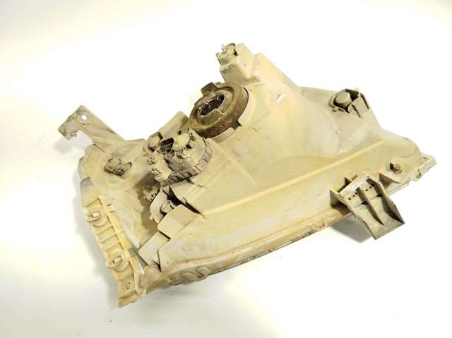 3532064J10 SUZUKI Левая фара купить в Ужгород