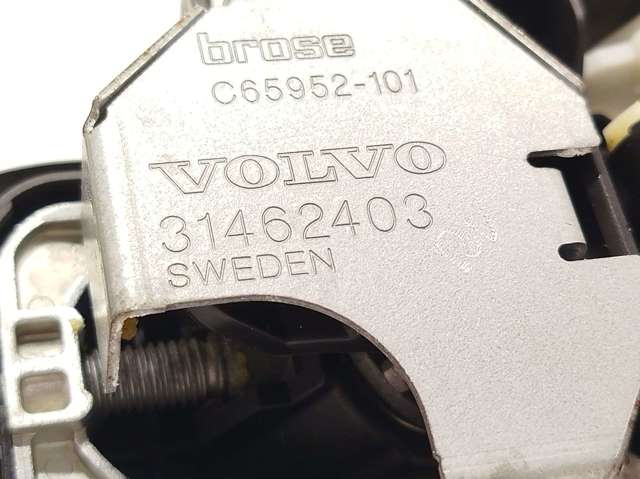 VOLVO 39849157 Ручка двери левой наружная передняя/задняя в наличии Украина
