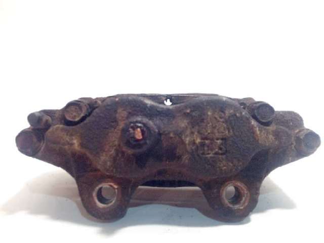 4773035140 TOYOTA Суппорт тормозной передний правый купить в Николаев